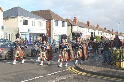 Band in main road